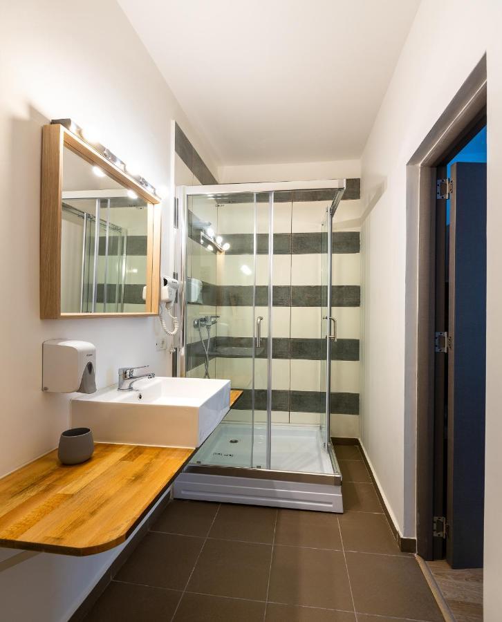 Lagom Hotel Bukarest Eksteriør billede